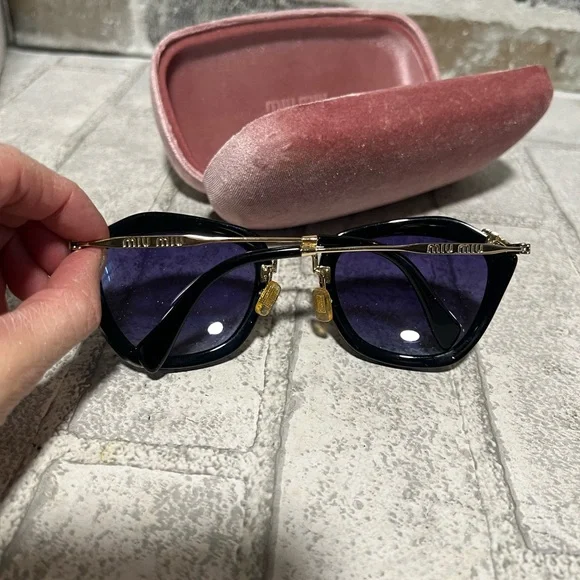 MIU MIU sunglasses SMU10NS 1AB-3M1 54023-135 display picture 2